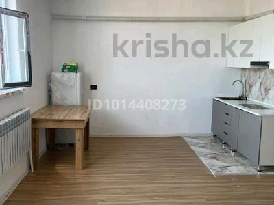 2-комнатная квартира · 57 м² · 2/2 этаж, мкр Самал-3 ул. Естемес би 44 — Вдоль дороги Юнусова и Естемес би пересечения за 130 000 ₸ в Шымкенте, Абайский р-н