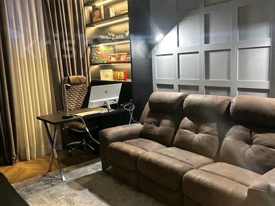 Отдельный дом · 4 комнаты · 220 м² · 1 сот., мкр Нур Алатау, Мкр Нур Алатау, Home Village 12/1 — Торбулак -6-я ул. за 260 млн 〒 в Алматы, Бостандыкский р-н
