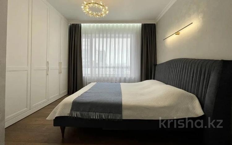 2-комнатная квартира, 67 м², 4/12 этаж помесячно, Тлендиева 133 — Сатпаева