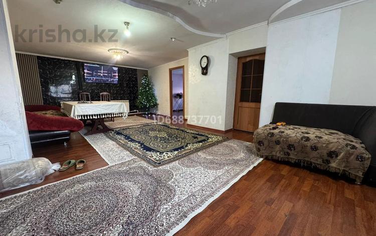Отдельный дом · 5 комнат · 250 м² · 30 сот., Асылбекова 36 за 22 млн ₸ в Караганде — фото 15