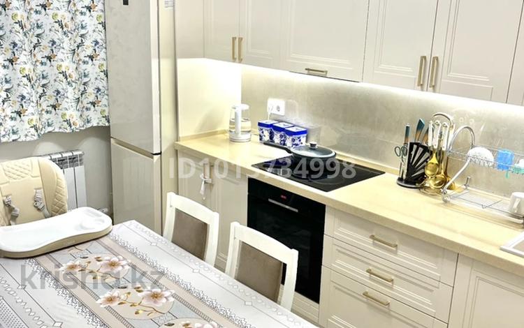 3-бөлмелі пәтер · 70.5 м² · 15/16 қабат, Улы дала 88/1 — Улы Дала, бағасы: 48.5 млн ₸ в Астане, Есильский р-н — фото 2