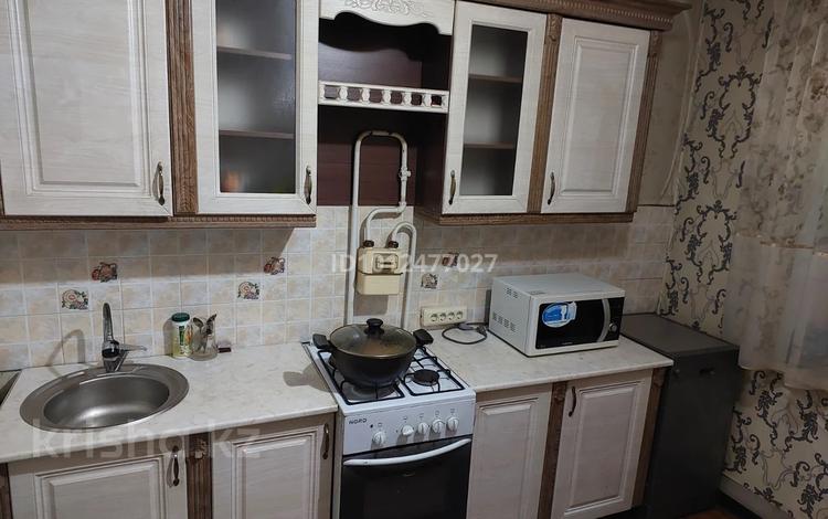 2-бөлмелі пәтер · 54 м² · 9/9 қабат, Иртышская 17, бағасы: 18.2 млн ₸ в Семее — фото 2