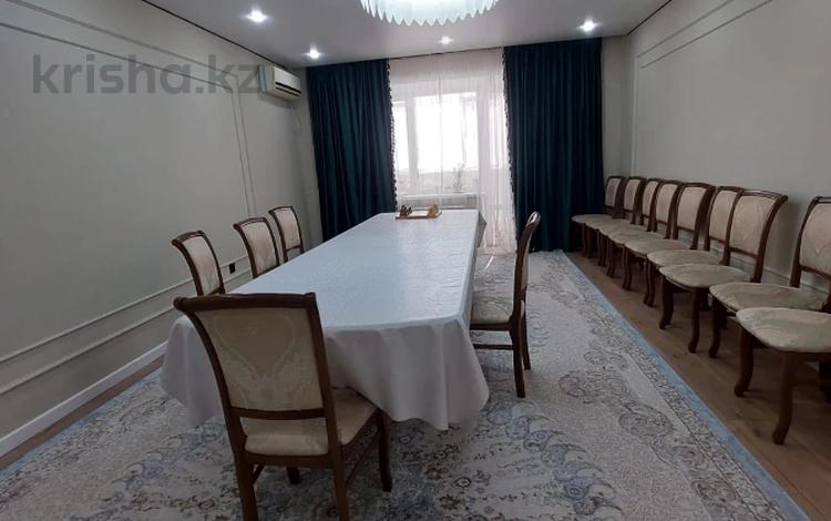 4-комнатная квартира · 141.5 м² · 3/5 этаж, мкр. Алтын орда 8 за 65 млн ₸ в Актобе — фото 2