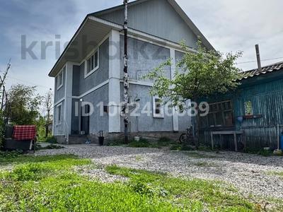 Жеке үй · 5 бөлме · 200 м² · 6 сот., Светлая 26 — Район Автобазы, бағасы: 42 млн 〒 в Талгаре