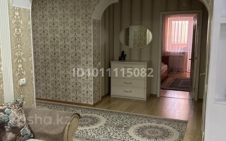 3-комнатная квартира · 98 м² · 3/5 этаж, мкр. Алтын орда, Ораза Татеулы — Тауелсыздык за 260 000 〒 в Актобе — фото 2