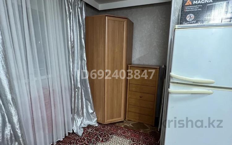 1-комнатная квартира, 15 м², 2/9 этаж, Абая 102 за 4.5 млн 〒 в Уральске — фото 2