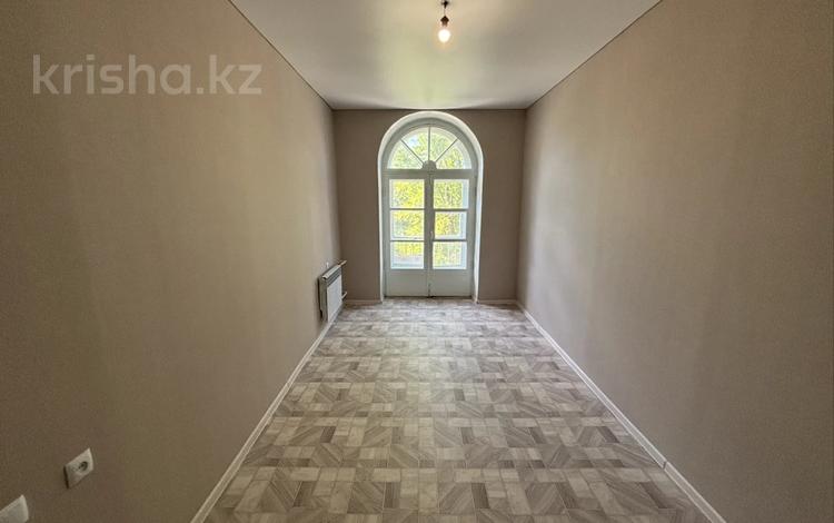 3-бөлмелі пәтер · 78 м² · 3/3 қабат, ул. Гоголя 15, бағасы: 19.9 млн ₸ в Усть-Каменогорске, Ульбинский — фото 32