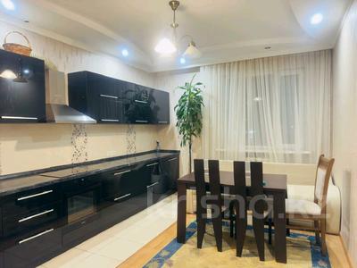3-комнатная квартира · 92 м² · 9/12 этаж, Кабанбай батыра 42 за 44 млн ₸ в Астане, Есильский р-н