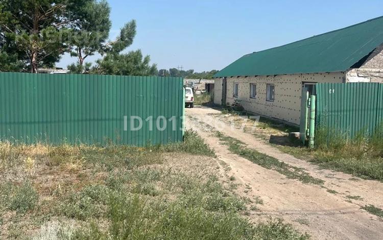 Жеке үй · 3 бөлме · 90 м² · 30 жүзд., Абая 61, бағасы: 20 млн ₸ в Аксу — фото 2