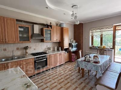 Жеке үй · 5 бөлме · 186.7 м² · 8 жүзд., Муканова 79, бағасы: ~ 58 млн ₸ в Туздыбастау (Калинино)
