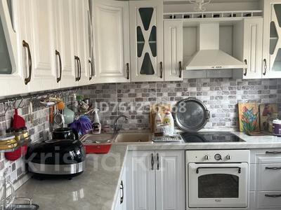 4-комнатная квартира · 117 м² · 2/3 этаж, Абая 49а за 46 млн 〒 в Жезказгане
