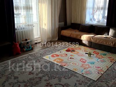 4-бөлмелі пәтер · 95 м² · 1/3 қабат, Косманавтов 5, бағасы: 15.5 млн ₸ в Семее