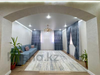 Отдельный дом · 7 комнат · 250 м² · 1100 сот., Токсанбаева за 70 млн 〒 в Атырау, мкр Мирас