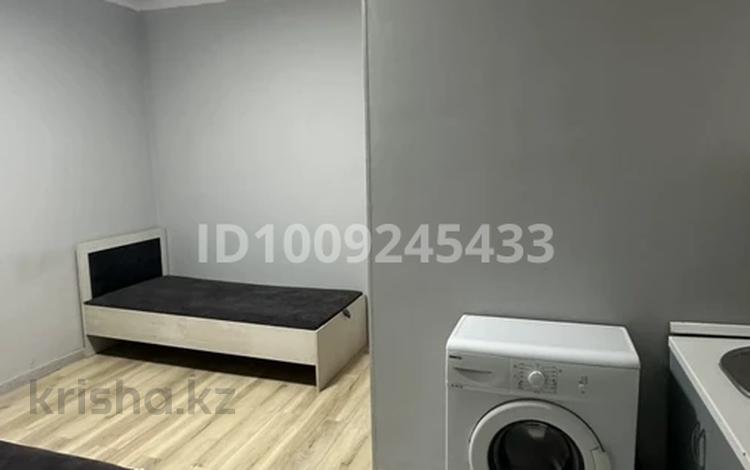 1-комнатная квартира · 30 м², мкр Улжан-2 2 за 130 000 ₸ в Алматы, Алатауский р-н — фото 2