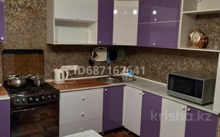 1-комнатная квартира, 40 м², 2/5 этаж помесячно, 5-й мкр 41 за 120 000 〒 в Актау, 5-й мкр — фото 13