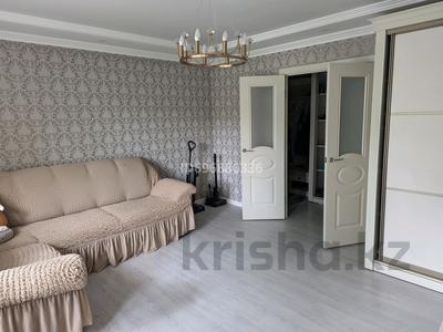 3-бөлмелі пәтер · 76 м² · 1/5 қабат, Жумабаева 21, бағасы: 43 млн ₸ в Семее