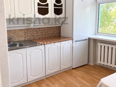 1-комнатная квартира · 30.4 м² · 2/5 этаж, Майкудук, 16й микрорайон 37 за 8.5 млн ₸ в Караганде, Алихана Бокейханова р-н