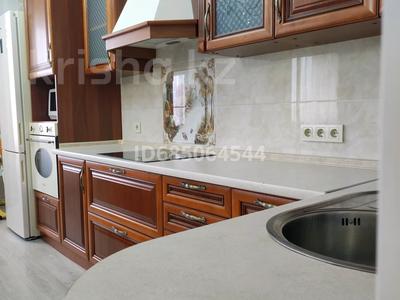 Аренда квартир в Алматы: 3-комнатная квартира · 105 м² · 12/18 этаж, Навои 208/5 за 600 000 〒 3-комнатная квартира · 105 м² · 12/18 этаж, Навои 208/5 за 600 000 〒 в Алматы, Бостандыкский р-н