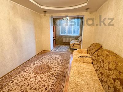 3-бөлмелі пәтер · 65 м² · 1/5 қабат, Рустембекова 3/15, бағасы: 26 млн ₸ в Талдыкоргане