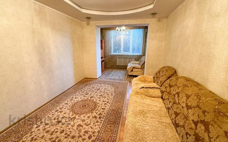 3-бөлмелі пәтер · 65 м² · 1/5 қабат, Рустембекова 3/15, бағасы: 26 млн ₸ в Талдыкоргане — фото 2