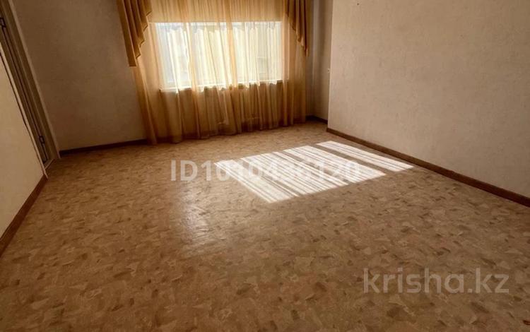 3-комнатная квартира · 92 м² · 3/9 этаж, мкр Юго-Восток, 28й микрорайон 31Б — Шахтеров республики за 31.9 млн ₸ в Караганде, Казыбек би р-н — фото 24