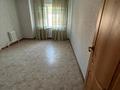 3-комнатная квартира · 92 м² · 3/9 этаж, мкр Юго-Восток, 28й микрорайон 31Б — Шахтеров республики за 31.9 млн ₸ в Караганде, Казыбек би р-н — фото 2