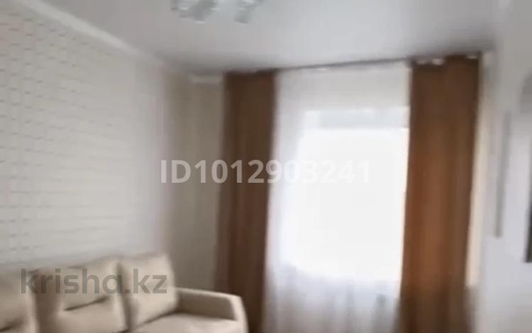 2-комнатная квартира · 53 м² · 3/3 этаж, мкр Уркер Е 901 за 200 000 ₸ в Астане, Нура р-н — фото 18