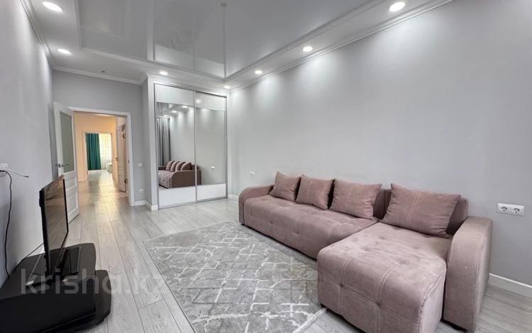 4-бөлмелі пәтер · 140 м² · 5/14 қабат, Зенкова 59 — Зенкова - Кабанбай батыра, бағасы: 900 000 ₸ в Алматы, Медеуский р-н — фото 6