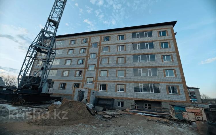 1-комнатная квартира, 45.9 м², 3/5 этаж, Волгоградская 4 за ~ 13.8 млн 〒 в Семее — фото 2