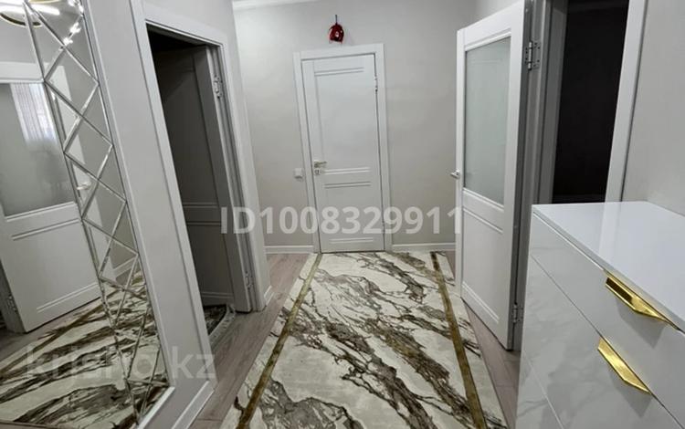 2-бөлмелі пәтер · 70 м², 17-й мкр 92, бағасы: 22 млн ₸ в Актау — фото 2