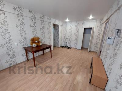 4-комнатная квартира, 58 м², 1/5 этаж, Михаэлиса за 17.5 млн 〒 в Усть-Каменогорске
