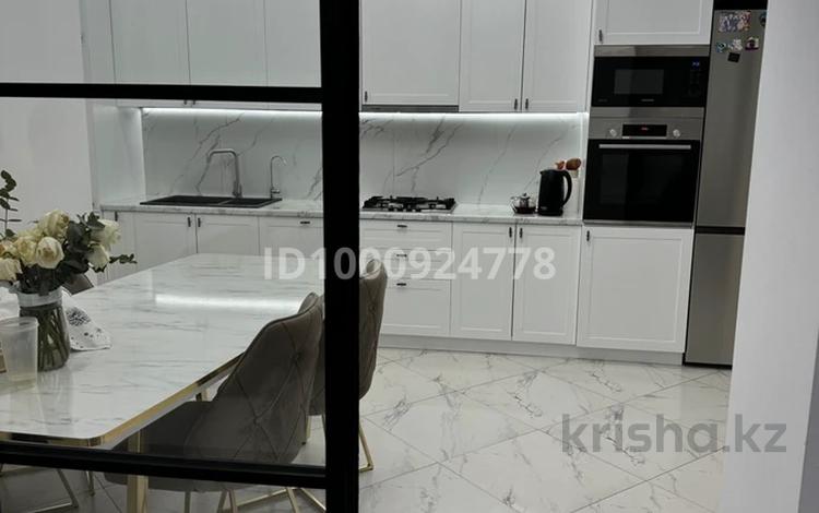 2-комнатная квартира · 55.6 м² · 9/9 этаж, мкр Нурсая, Абулхайыр хана 74-1 за 35 млн ₸ в Атырау — фото 6