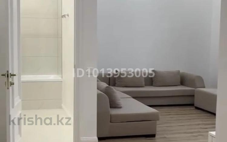 2-комнатная квартира · 60 м² · 4/5 этаж, Акмешит 19 — Улы дала за 380 000 ₸ в Астане, Есильский р-н — фото 2