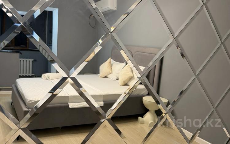 1-комнатная квартира · 63 м² · 5/5 этаж, Ауезова 26 — Ориентир Толыбекова за 15 000 ₸ в  — фото 21