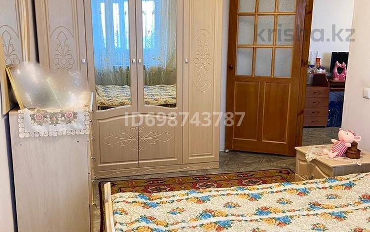 2-бөлмелі пәтер · 65 м² · 5/9 қабат, мкр Юго-Восток, Шахтеров 31 Б — Рядом парк Победы, бағасы: 28 млн ₸ в Караганде, Казыбек би р-н — фото 2