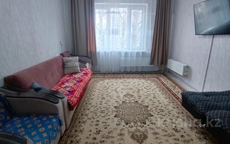 1-бөлмелі пәтер · 37 м² · 3/5 қабат, мкр Мынбулак 52, бағасы: 10.8 млн 〒 в Таразе — фото 2