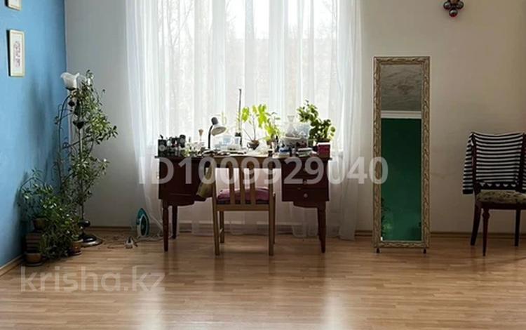 3-комнатная квартира · 87.8 м² · 3/4 этаж, Толе би — Айтиева за 40 млн ₸ в Таразе — фото 2