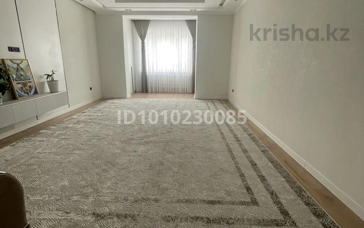 3-комнатная квартира · 131 м² · 4/7 этаж, 20-й мкр 16-17 за 46 млн ₸ в Актау — фото 2
