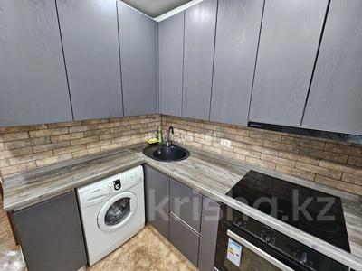 3-бөлмелі пәтер · 57.2 м² · 5/5 қабат, Майкудук, Майкудук, 12й микрорайон 20 — Рынок Горняк, бағасы: 10.3 млн ₸ в Караганде, Алихана Бокейханова р-н
