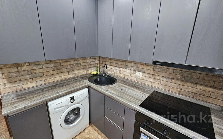 3-комнатная квартира · 57.2 м² · 5/5 этаж, Майкудук, Майкудук, 12й микрорайон 20 — Рынок Горняк за 10.3 млн ₸ в Караганде, Алихана Бокейханова р-н — фото 5