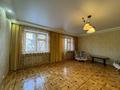 4-комнатная квартира, 120 м², 2/5 этаж помесячно, Назарбаева 235/1Б за 500 000 〒 в Уральске — фото 5