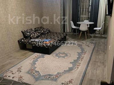 2-комнатная квартира · 48 м² · 1/7 этаж, 4-й мкр 4 за 15 000 ₸ в Актау