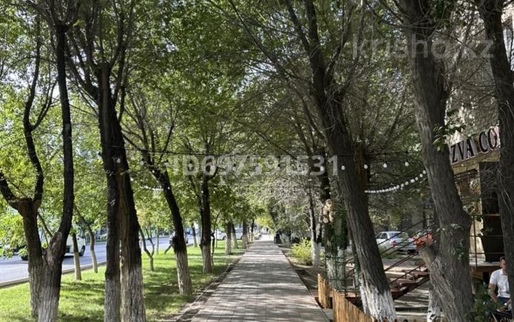2-бөлмелі пәтер · 44.1 м² · 4/4 қабат, проспект Азаттык 59 — Санаторий, бағасы: 13 млн ₸ в Атырауской обл. — фото 14
