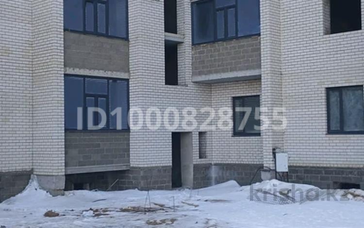 1-бөлмелі пәтер · 46 м² · 2/5 қабат, мкр. Алтын орда 355 — Батыс 2, бағасы: 12.4 млн 〒 в Актобе — фото 40