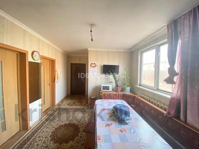 2-комнатный дом помесячно, 80 м², 8 сот., Алтынсарина 1Б за 200 000 〒 в Казцик