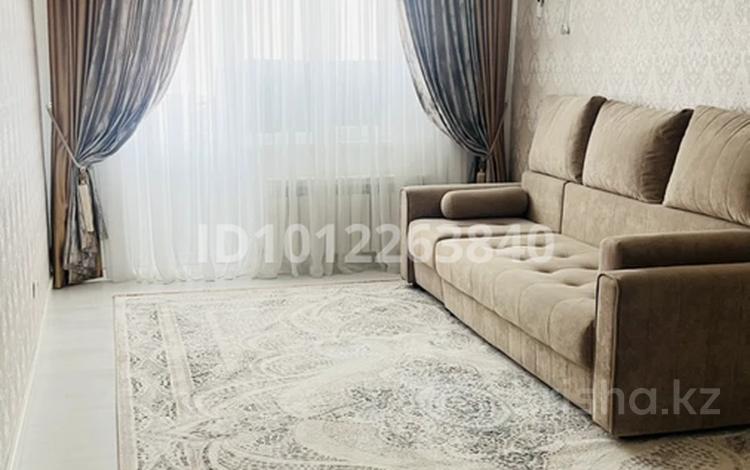 3-комнатная квартира · 75.5 м² · 4/9 этаж, ул. Мангилик Ел 22 за 250 000 ₸ в Актобе, мкр Авиатор — фото 2
