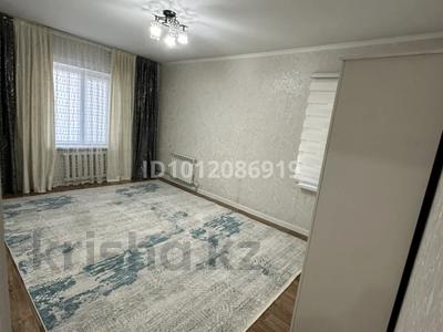 1-комнатная квартира · 40 м² · 1/5 этаж, мкр Верхний Отырар 46 — вдоль дороги напротив МВД школы за 18.5 млн ₸ в Шымкенте, Туран р-н