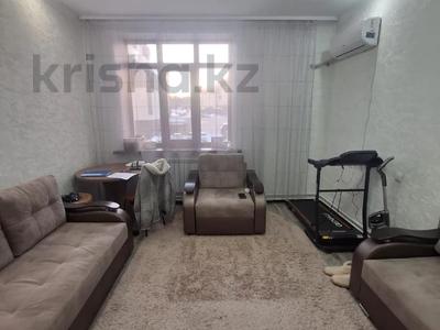 3-комнатная квартира · 60 м² · 2/5 этаж, Дружбы Народов 4/2 за 29.5 млн 〒 в Усть-Каменогорске