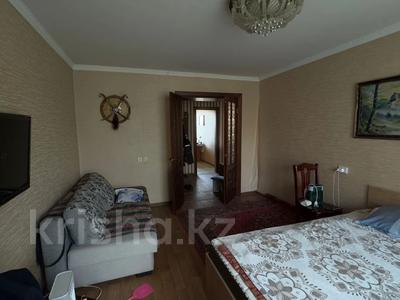 3-бөлмелі пәтер, 60 м², 4/5 қабат, Крестьянская 45 — М-н Роза, бағасы: 20.9 млн 〒 в Семее