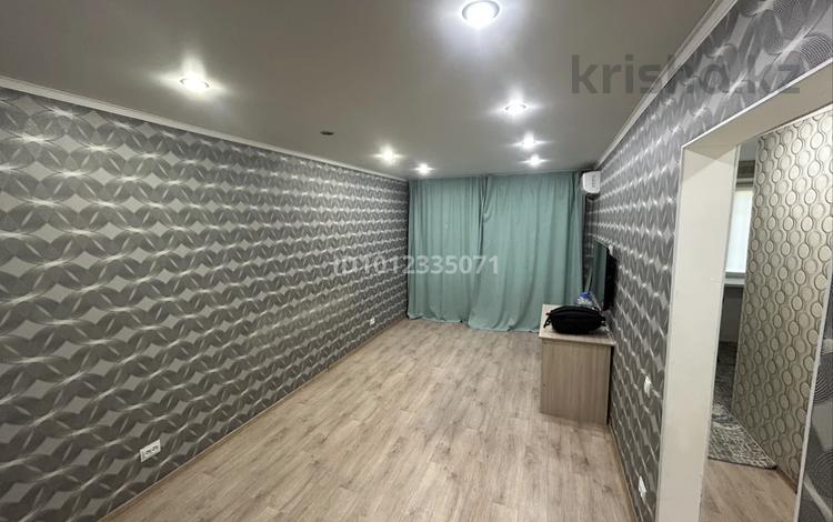 Дүкендер мен бутиктер · 50 м², бағасы: 20 млн ₸ в Уральске, мкр Школьник — фото 4